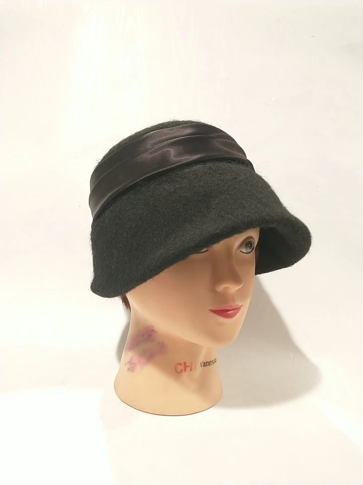 Sombrero de iglesia vintage de mohair cepillado negro aleta años 50 KMF Neumann Endler para mujer  Foto 2 de 4