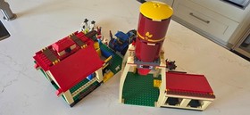 LEGO CITY: Farm (7637)  used set - 100% complete with extras