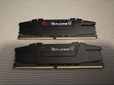 G. SKILL Ripjaws V 32GB (2 x 16GB) (DDR4-3600) Memory (F43600C18D32GVK)