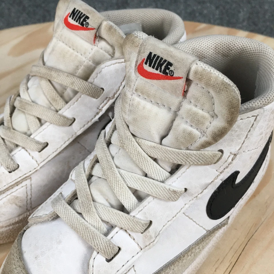 Nike Shoes Kids 8C Boys Blazer Mid 77 Athletic Sneakers DA4088-100 White Black - Image 4 of 4