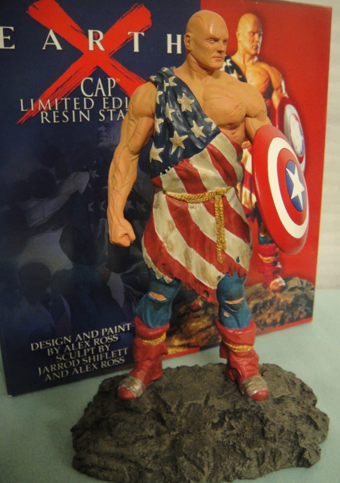 Estatueta MARVEL CAPTAIN AMERICA EARTH X STATUE ALEX ROSS tamanho completo 13" - Imagem 4 de 4