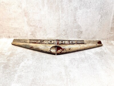 1942-1947 Ford Truck - Haubenemblem - Schöne Patina - Original - Vintage - U.S.A