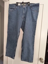 NWT Wrangler Authentics Jeans, Mens 44X30 Straight Leg 100 Cotton Medium Wash