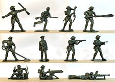 11 Timpo Recast WWII British Army - 54mm plastic toy soldiers in green color