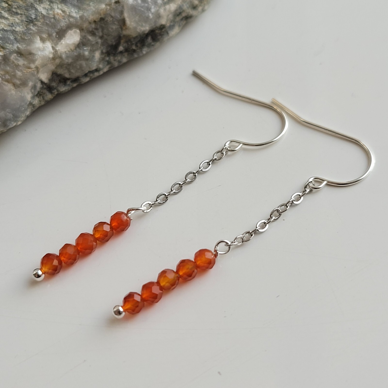 Cornaline boucles d'oreilles argent pour illuminer vos tenues de bureau