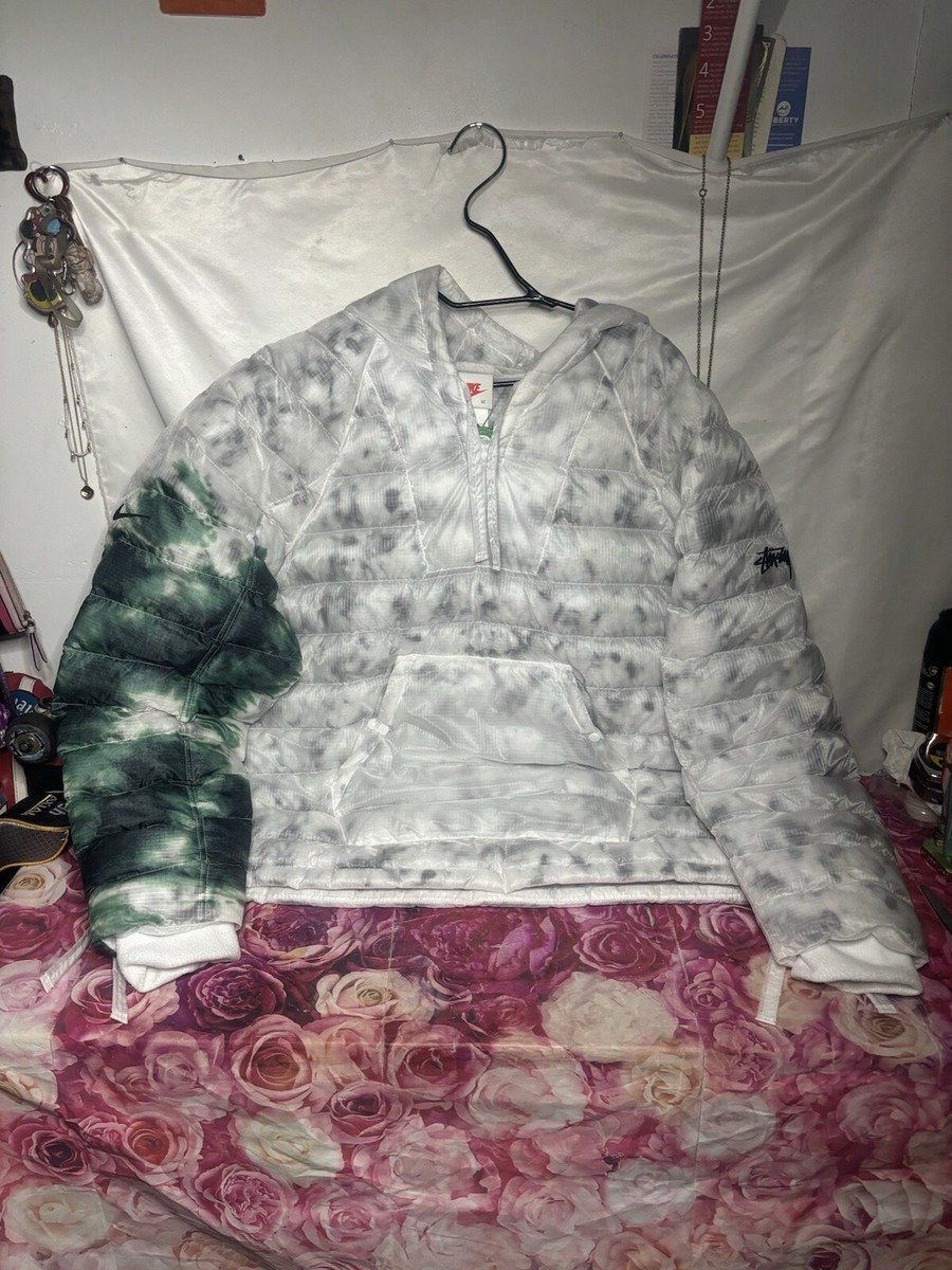 Men's Size Medium - Nike x Stussy Insulated Pullover Jacket Men's Size Medium - Nike x Stussy Insulated Pullover Jacket