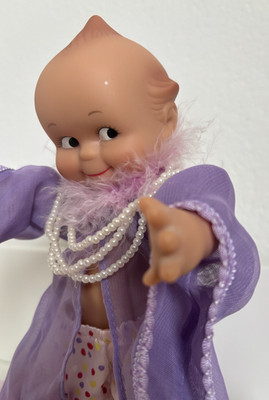 Jesco Kewpie Puppe 1996   Vintage Sammlerpuppe   Lila Outfit / Glamour Edition