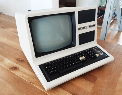 MATRA TANDY RADIO SHACK TRS-80 MODEL 4 IV 1984 PARTS OR REPAIR