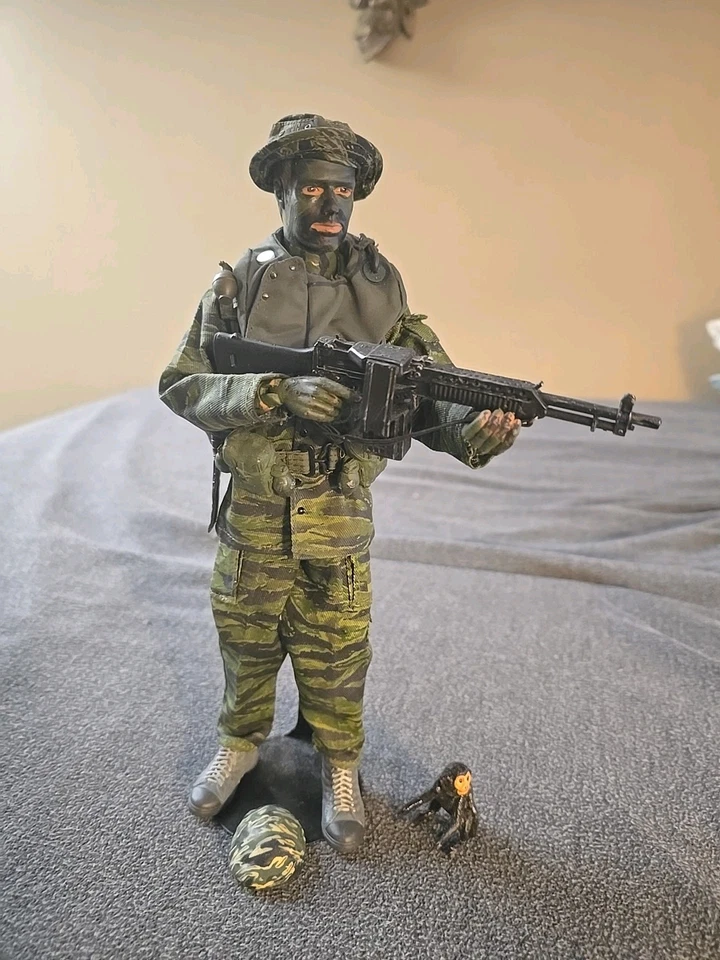 1/6 CUSTOM US NAVY SEAL MEKONG DELTA VIETNAM 1969 STONER GUNNER w/Monkey, Beret! - Image 2 of 4