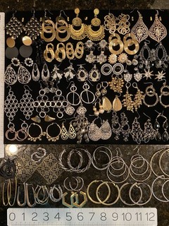Preowned Lot Of 60 Earrings For Pierced Ears Gold Tone Silver Tone & Black Pairs