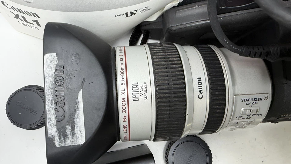 Canon XL1 3CCD Digital Video Camcorder DM-XL1A 16x Zoom Lens & Case - Image 3 of 4