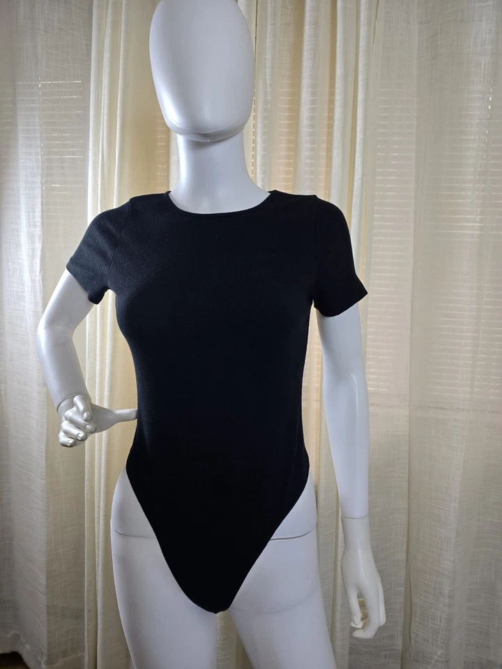 Camiseta bodysuit negra para mujer talla 10 Foto 3 de 4