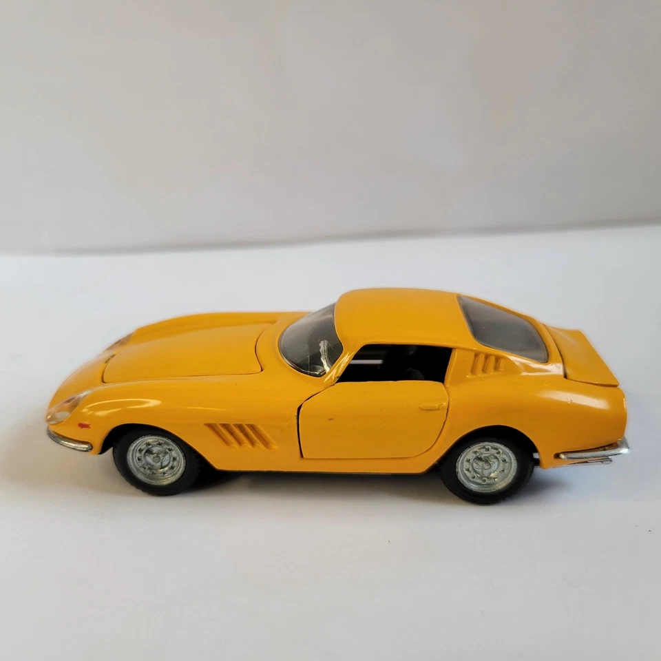 1:43 POLITOYS FERRARI 275 GTB/4 (348) Foto 3 de 4