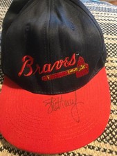 New-Atlanta Braves Baseball Hat -Signed Steve Avery -Collector Item