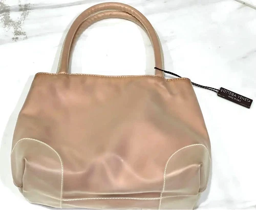 Bottega Veneta Mini Borsa Made in ItalyRivestita in Vinile Durevole 