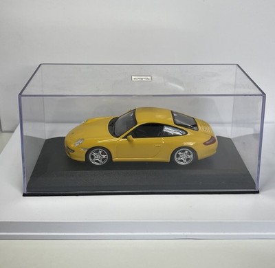 Minichamps Porsche 911 997 Carrera S Speedgelb 1:43