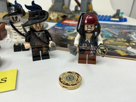 LEGO Pirates of the Caribbean Lot 4192 & 4181 READ