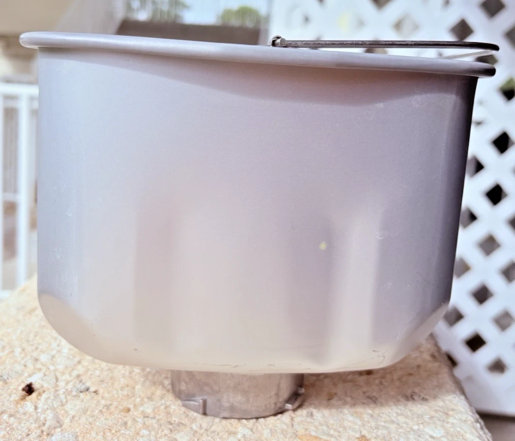 Breadman Bread Maker Machine Replacement Pan & Paddle Model # TR800