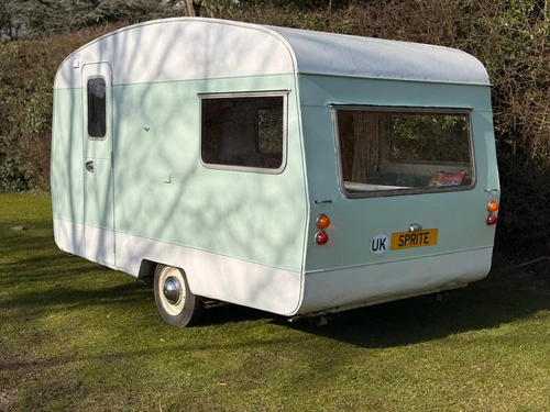 Classic caravan Sprite Alpine T 1964 amazing original condition retro - Picture 3 of 20