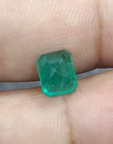 2.27ct Natural Zambian Emerald Earth Mined Gemstone - Picture 3 of 4