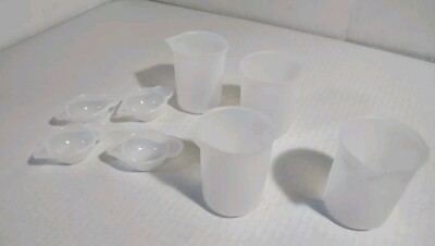 8Pcs Liquid Measuring Cups Laboratory Epoxy Resin 4 / 100ml & 4 /Table Spoons