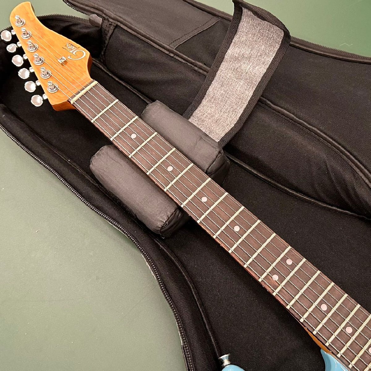 Electric Guitar Mooer GTRS S800 Blue with Gig Bag | eBay