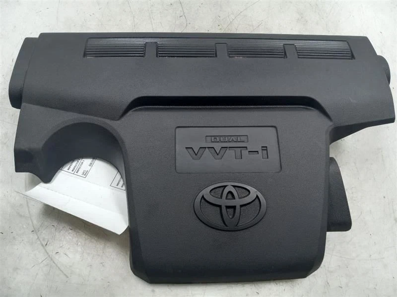 Toyota Camry LE 2014 2,5 L VVT-I cubierta del motor  Foto 3 de 4