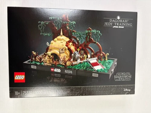 LEGO Star Wars: Dagobah Jedi Training Diorama 75330 Set - New Factory Sealed