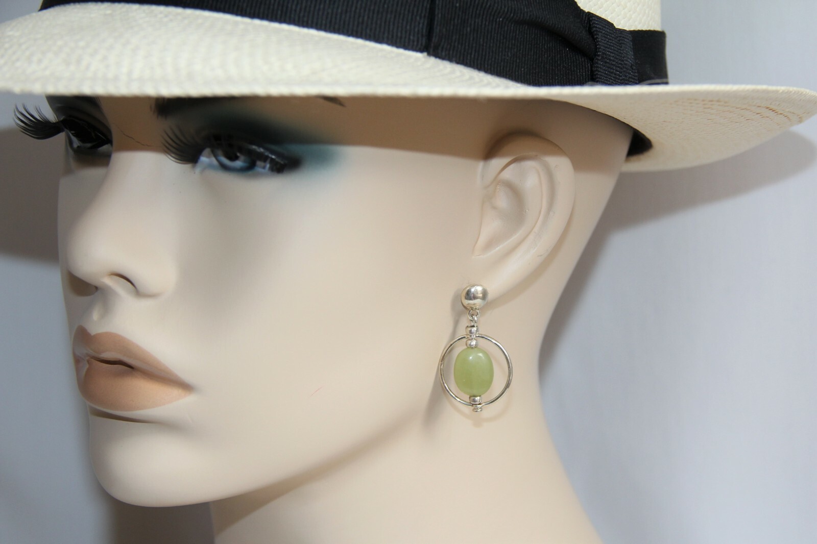 Sterling Silver Jade in a Circle Dangle Earrings - image 4