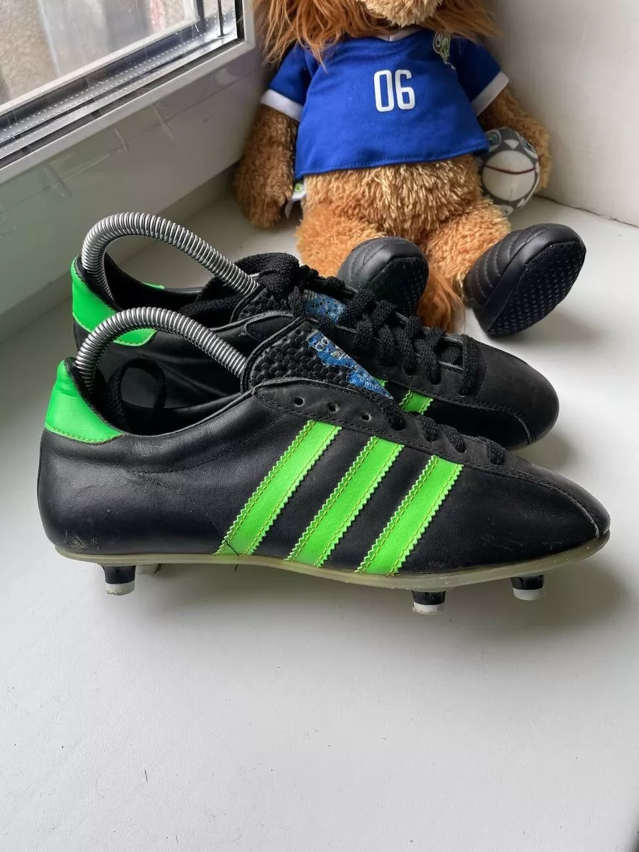 Adidas shoes 1970s shop black