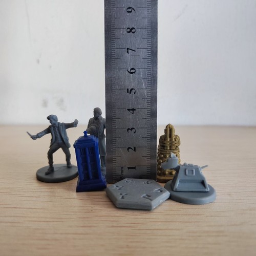 Lot of 6pcs Doctor Who Daleks Board Game Pieces Blue Tardis Mini Figures - Picture 3 of 4