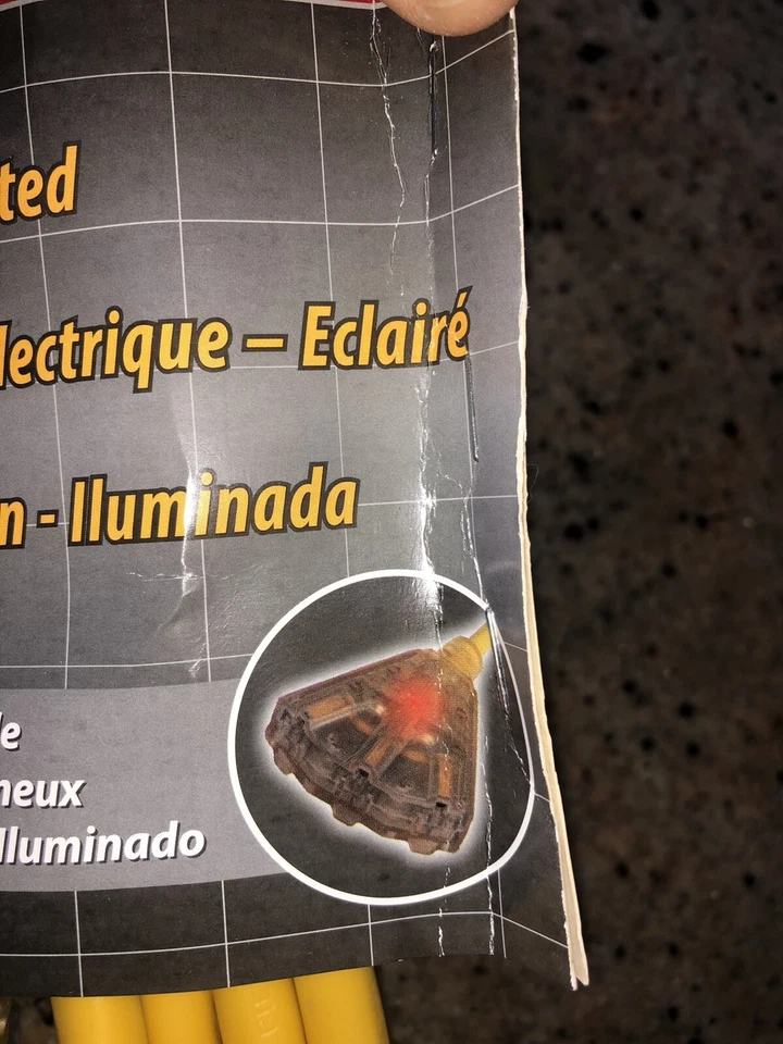 NEW Bayco® SL-746L - Yellow Extension Cord, 3 Outlets & Lighted End (25', 12AWG) - Image 4 of 4