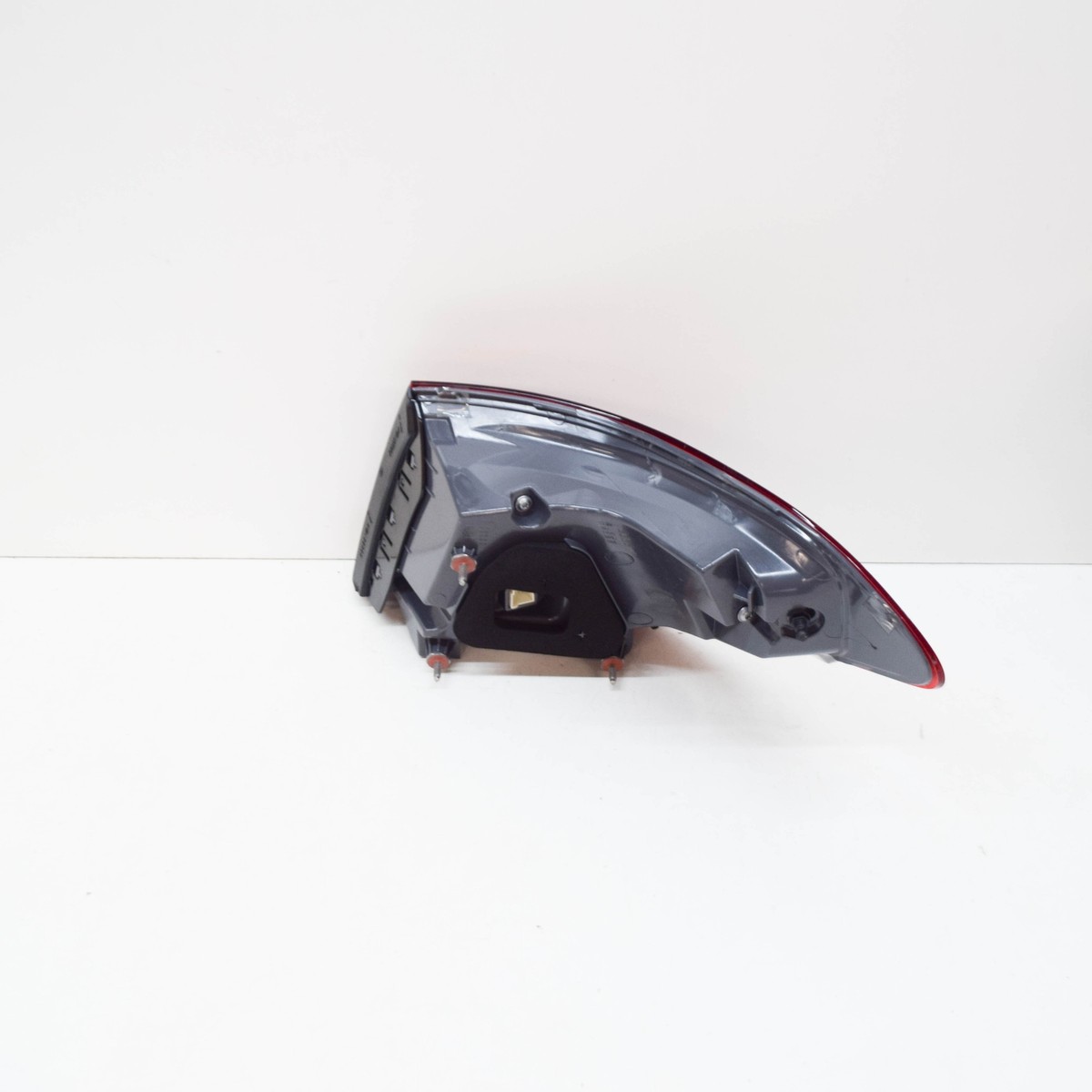 NEW MERCEDES-BENZ C T-MODEL S205 REAR LEFT TAIL LIGHT A2059065100