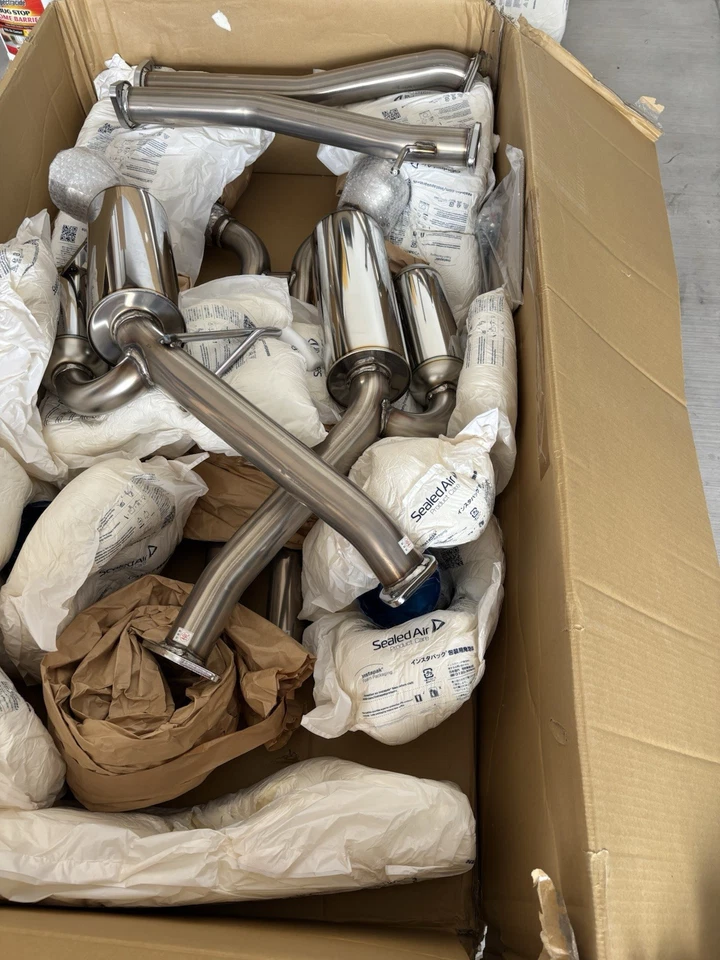 HKS Catback Exhaust System For Nissan 350z 2006 Or G35 - Image 2 of 4