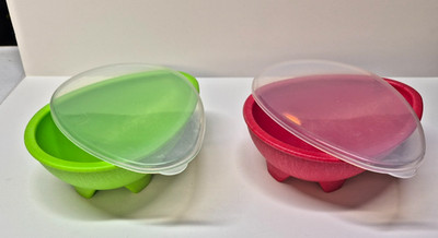 GREAT SET 2 VINTAGE AMERICAN MAID GUACAMOLE SALSA DIP BOWLS w LID FOOTED AVOCADO