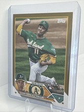 2023 Topps Series 2 Shintaro Fujinami #561 Gold 0011/2023