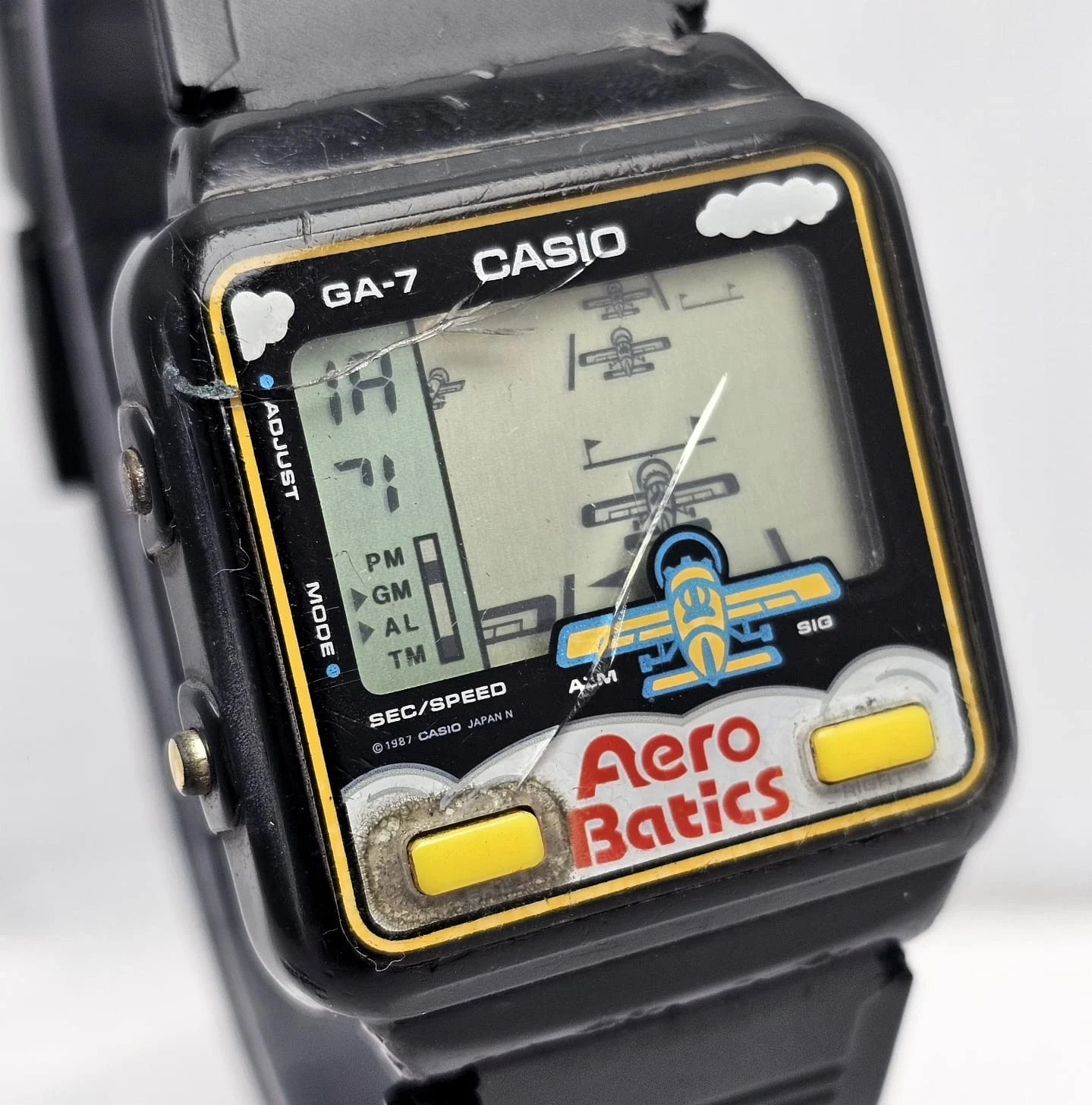 Batics Vintage Quartz Casio Aero Watch GA-7 Digital Game 688 - vintagewatches.pk