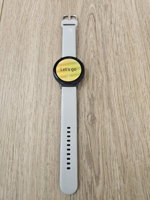 Samsung Galaxy Watch Active 2 - 44mm w/ Sport Band; 2 Additional bands included