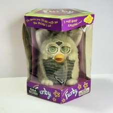 1999 Furby Raccoon 70-800 NIB Sealed Tiger Electronics Vintage Rare Green Eyes
