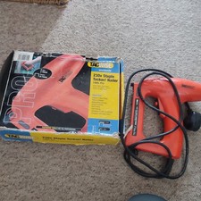 Tacwise 140EL Pro Electric Stapler/Nailer Staple Gun: Working 