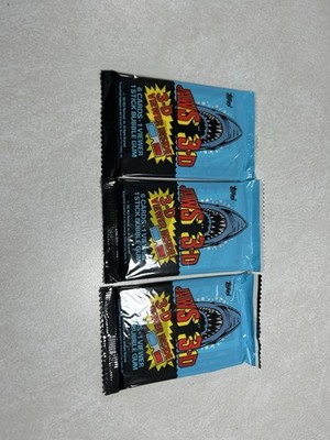 Lot of 3 factory sealed  packs of 3D JAWS TRADING CARDS w/3D VIEWER  VNTAGE 1983