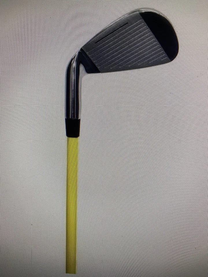 Izzo EZ-2 Kids Golf Club & Practice Ball Set 7-Iron 3EVA Foam Yellow Golf Balls - Image 3 of 4