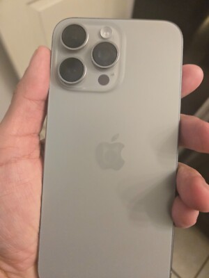 Apple iPhone 15 Pro Max - 512 GB - Natural Titanium (Unlocked)