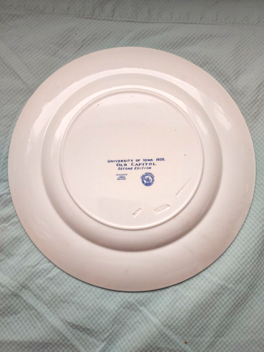 University of Iowa Old Capitol Plate Wedgwood 1935 Flo Blue 10 1/2" England - Picture 4 of 5