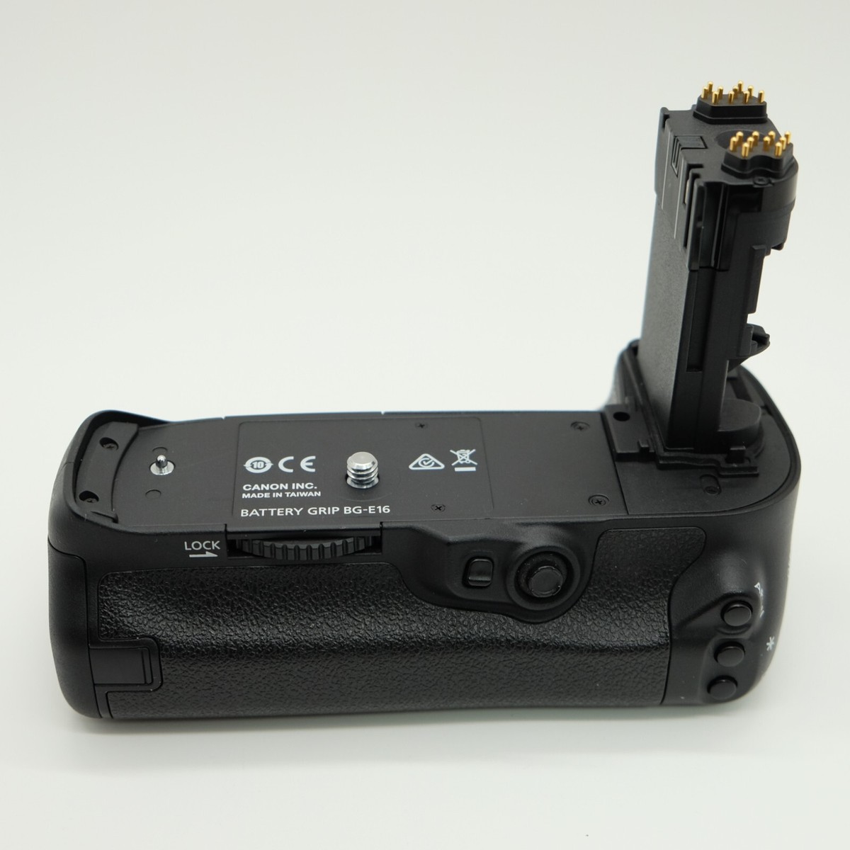Near Mint] Canon BG-E16 Battery Grip For EOS 7D MarkII Black Japan