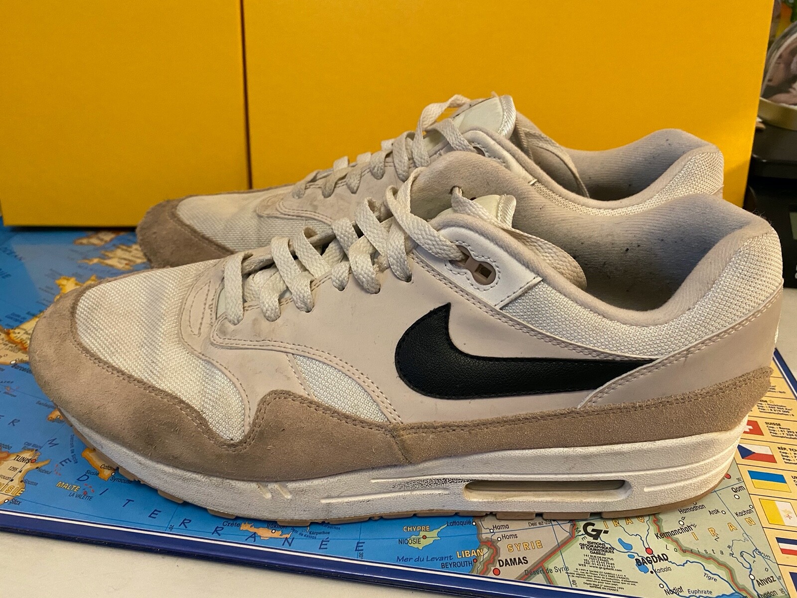 air max 1 ripstop desert sand