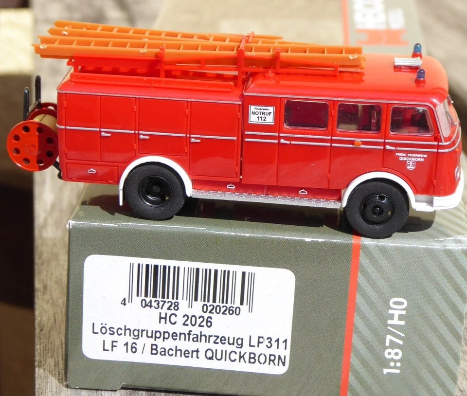 Heico HC 2026 H0 Pompieri Quickborn MB Mercede Benz LP 311 Pullmann Lf 16 1:87 - Immagine 2 di 4