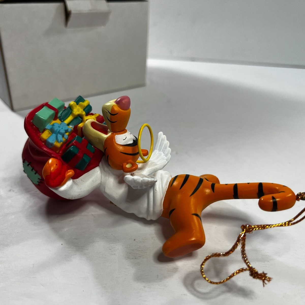 Tigger Disney Christmas Magic Ornament in Box 26231 207 Grolier