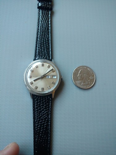 1973 Kelton Day Date Men's Chrome Case Wristwatch - Picture 3 of 10