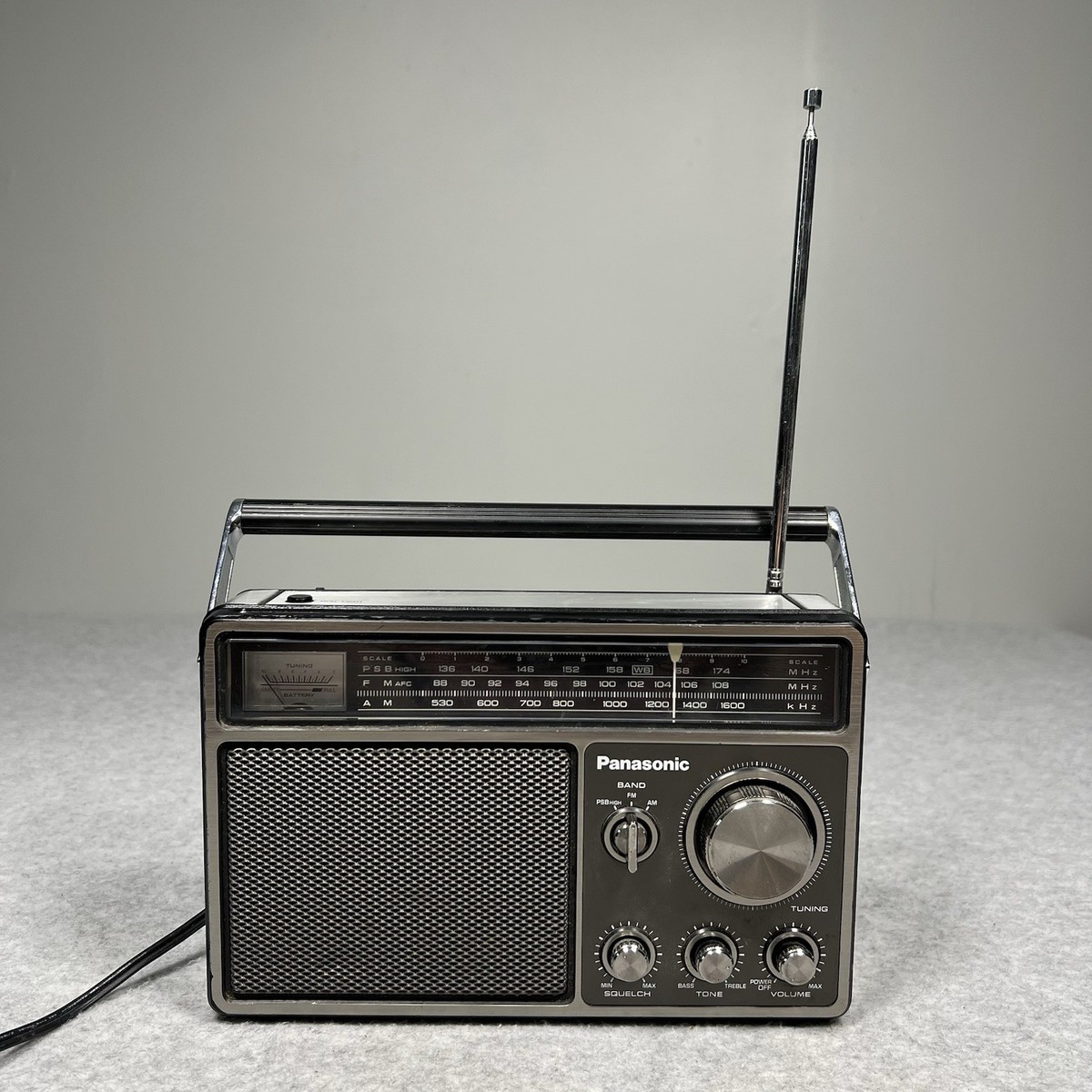 Vintage Panasonic 3-Band Portable Radio Model RF-1090 AM/FM/PSB